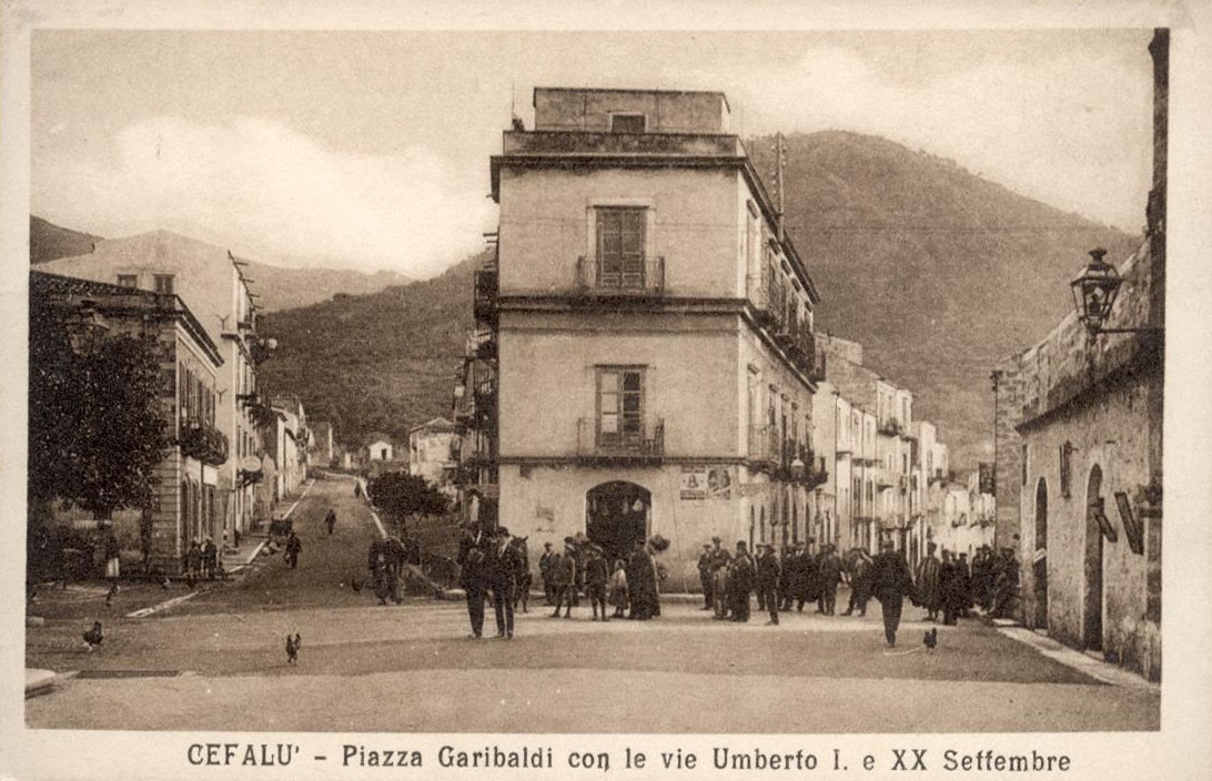Vintage postcard of Piazza Garibaldi in Cefalu, Sicily